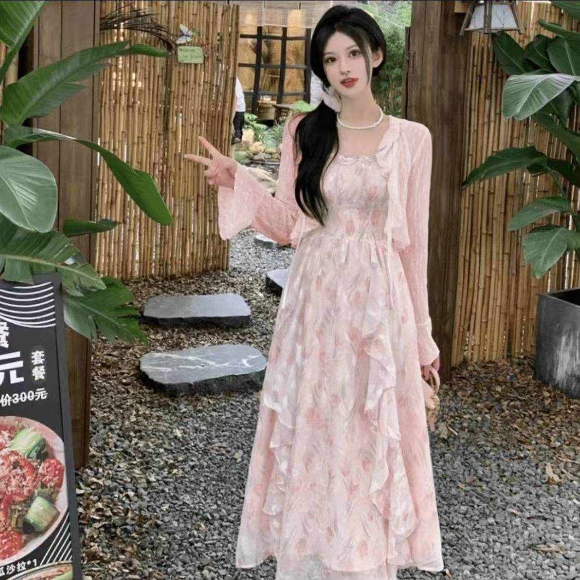 连衣裙裙子蕾丝显瘦气质长裙法式收腰碎花夏季复古小众中长款甜美 2